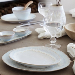 Assiette\u0020Plate\u0020Ovale\u0020BRISA\u0020270x255mm\u0020Gr\u00E8s\u0020Blanc\u0020Nacr\u00E9\u0020\u002D\u0020Costa\u0020Nova