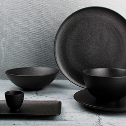 Salad\u0020bowl\u0020BLACK\u0020DUSK\u002065cl\u0020\u00D8180xh60mm\u0020Porcelaine\u0020Noir\u0020\u002D\u0020Fine2Dine